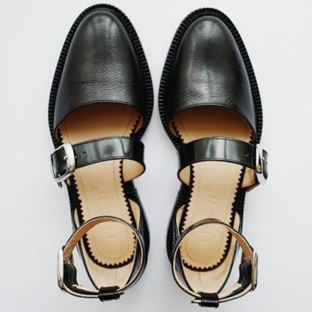 INCH2 Caviar leather ankle strap flats